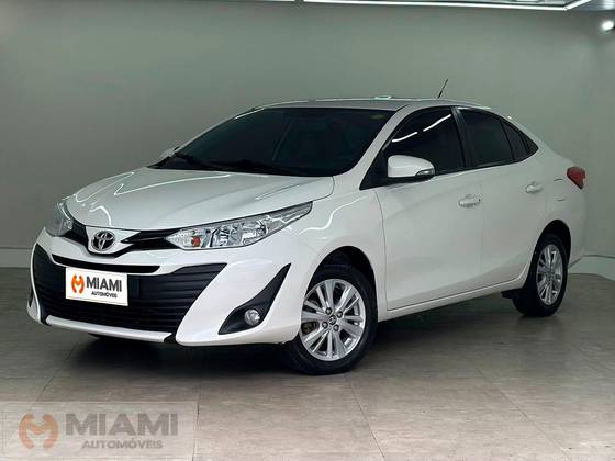 TOYOTA YARIS 1.5 16V FLEX SEDAN XL PLUS TECH MULTIDRIVE TOYOTA YARIS 1.5 16V FLEX SEDAN XL PLUS TECH MULTIDRIVE